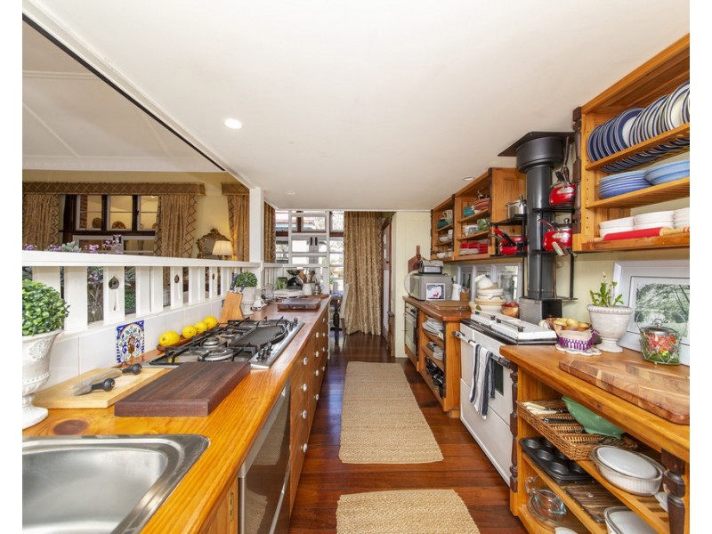 2 Dunnet Road, Nannup WA 6275