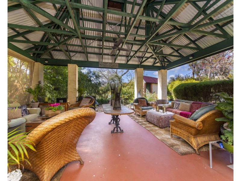 2 Dunnet Road, Nannup WA 6275