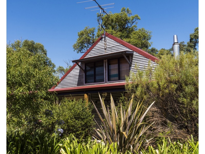 2 Dunnet Road, Nannup WA 6275
