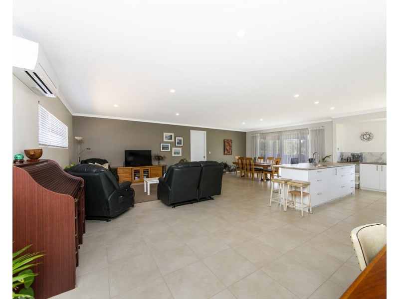 2a Hitchcock Drive, Nannup WA 6275