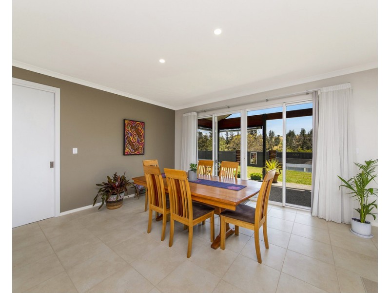 2a Hitchcock Drive, Nannup WA 6275