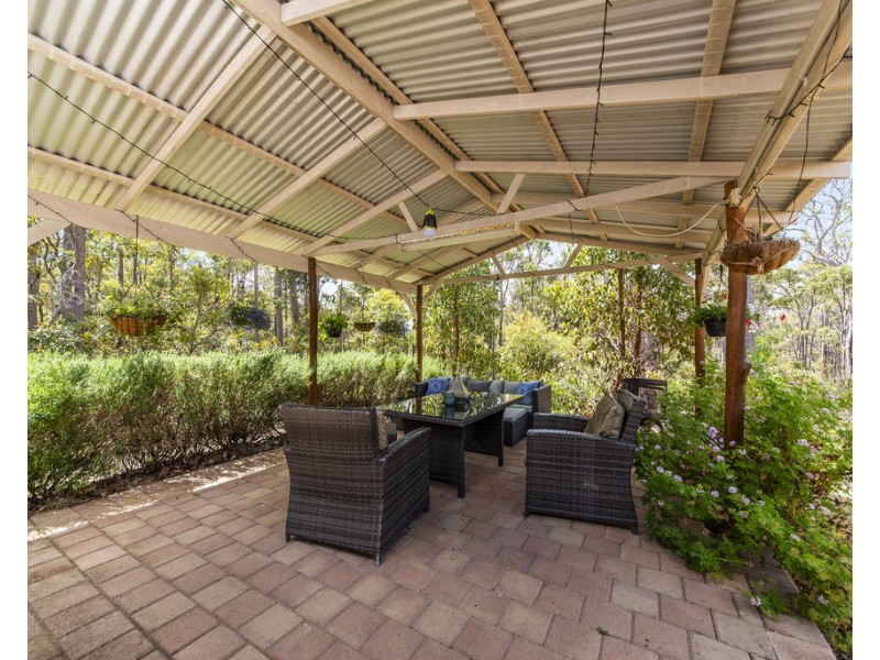 90 Leschenautlia Drive, Nannup WA 6275