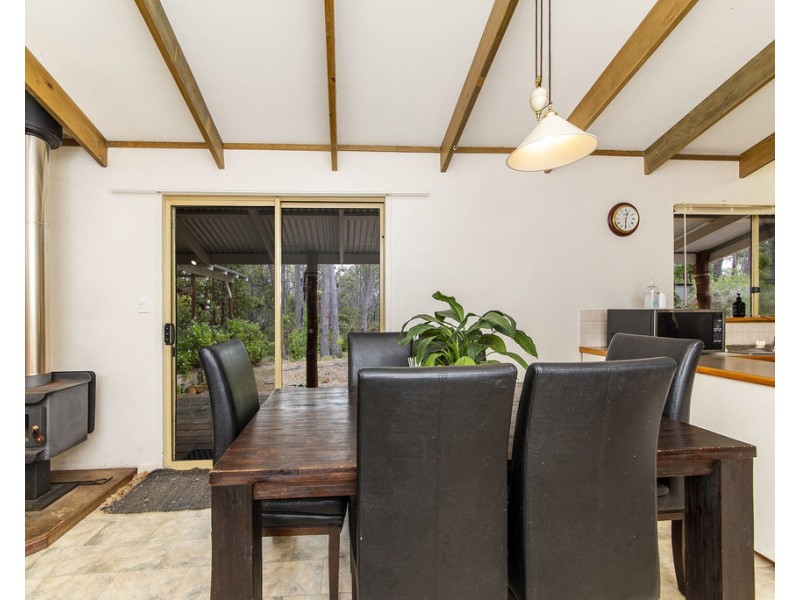 90 Leschenautlia Drive, Nannup WA 6275