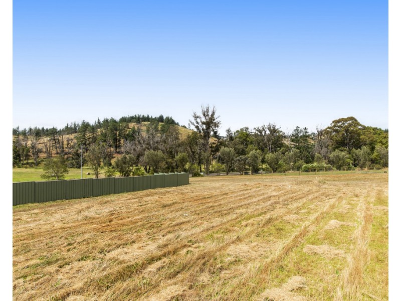 5 Hitchcock Drive, Nannup WA 6275