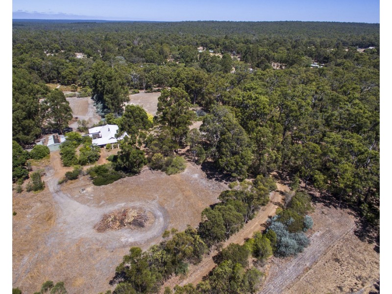 21 Sheoak Place, Nannup WA 6275