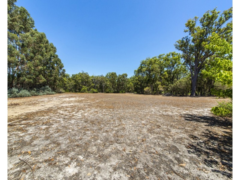 21 Sheoak Place, Nannup WA 6275