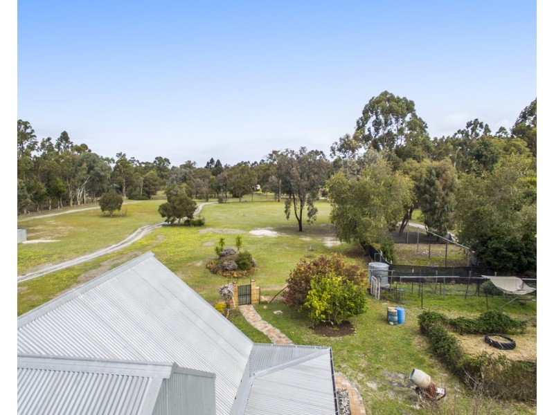 185 BLACKWOOD RIVER DRV, Nannup WA 6275