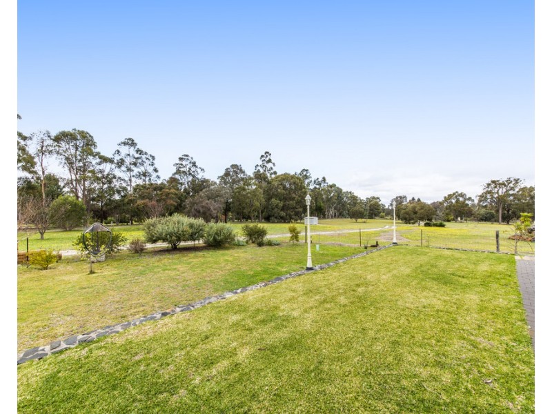 185 BLACKWOOD RIVER DRV, Nannup WA 6275