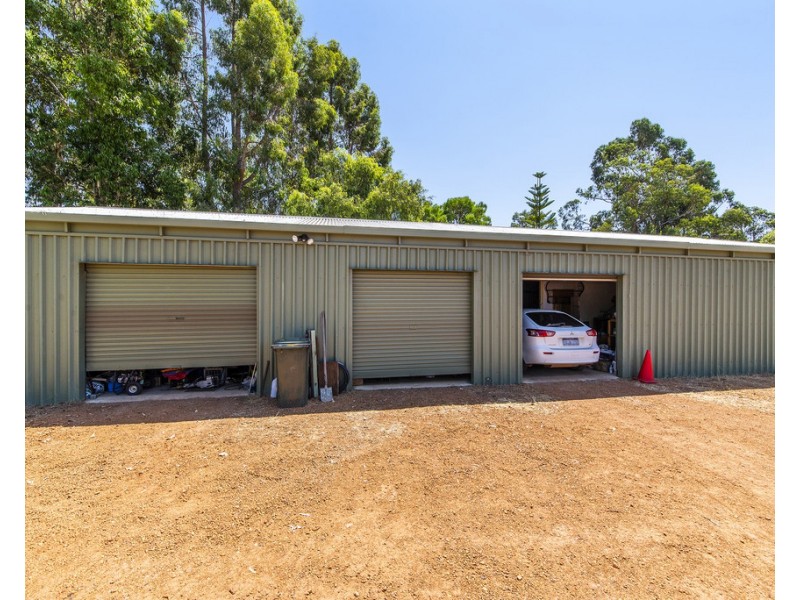 185 BLACKWOOD RIVER DRV, Nannup WA 6275