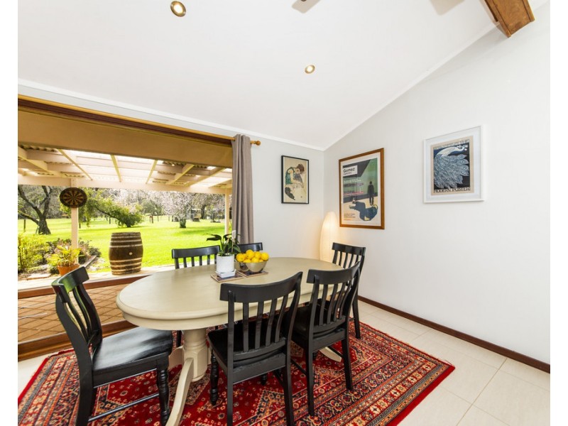 11 East Nannup Rd, Nannup WA 6275