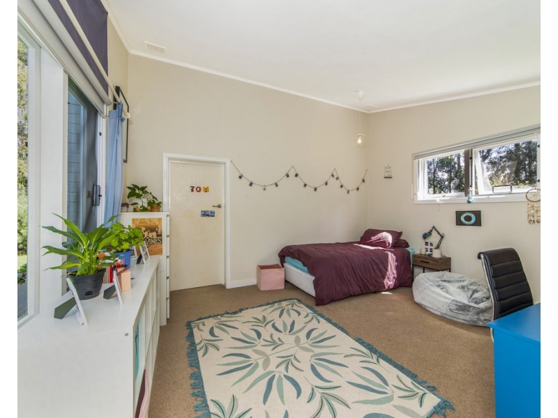 11 East Nannup Rd, Nannup WA 6275