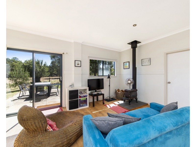 11 East Nannup Rd, Nannup WA 6275