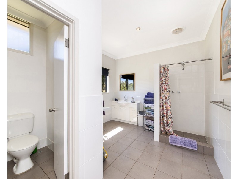 11 East Nannup Rd, Nannup WA 6275
