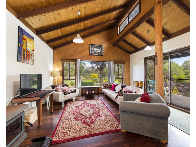 14 North Street, Nannup WA 6275