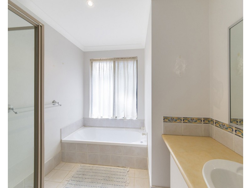 219 Leschenaultia Drv, Nannup WA 6275