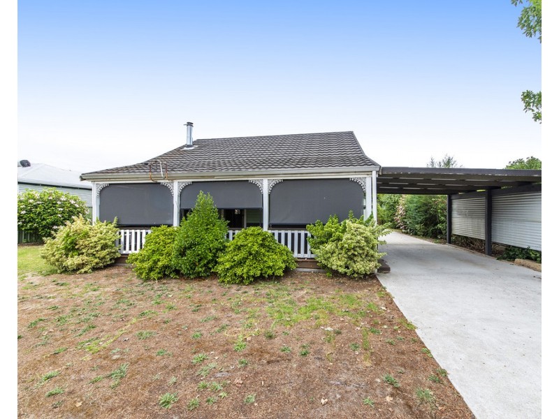 33 Kearney Street, Nannup WA 6275