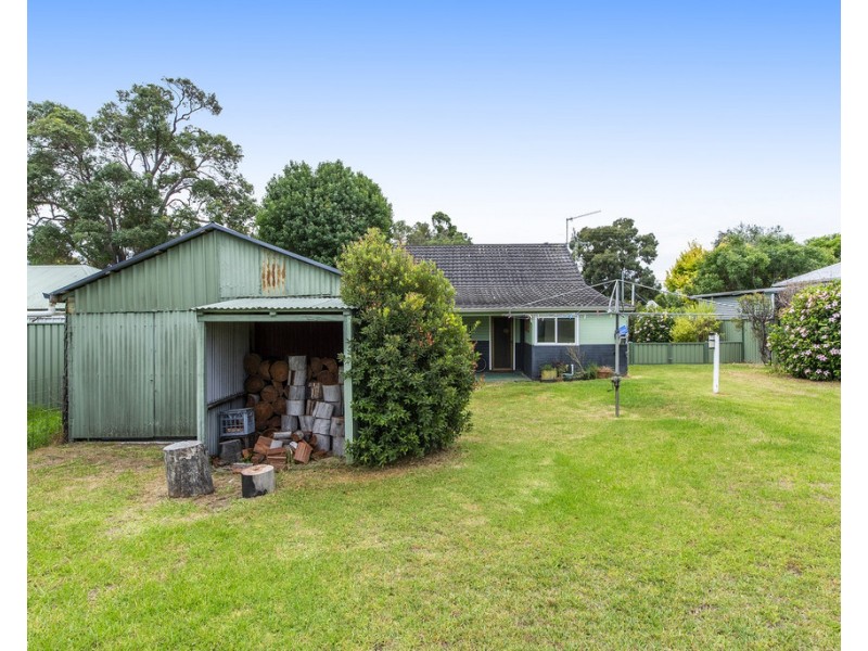 33 Kearney Street, Nannup WA 6275