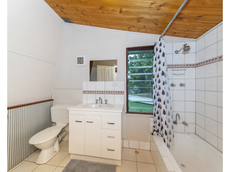 112 Johnston Road, Nannup WA 6275