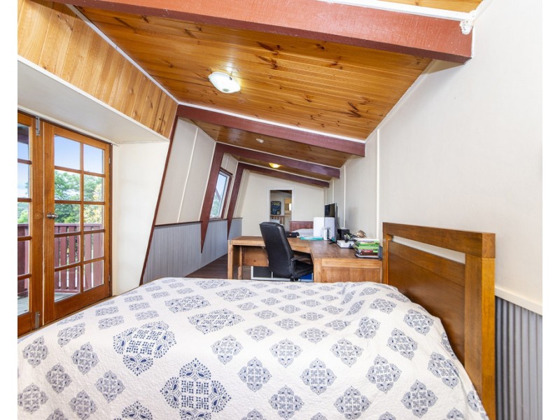 112 Johnston Road, Nannup WA 6275