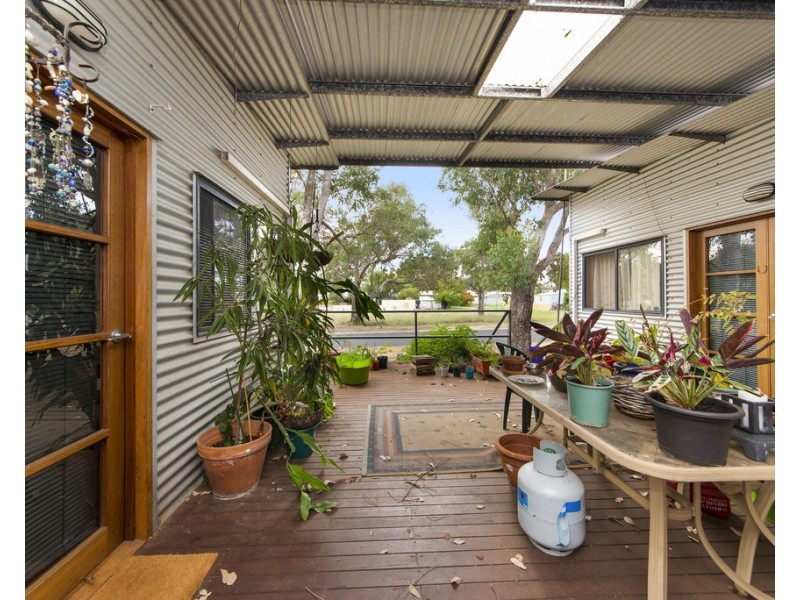 13 Wilson Street, Nannup WA 6275