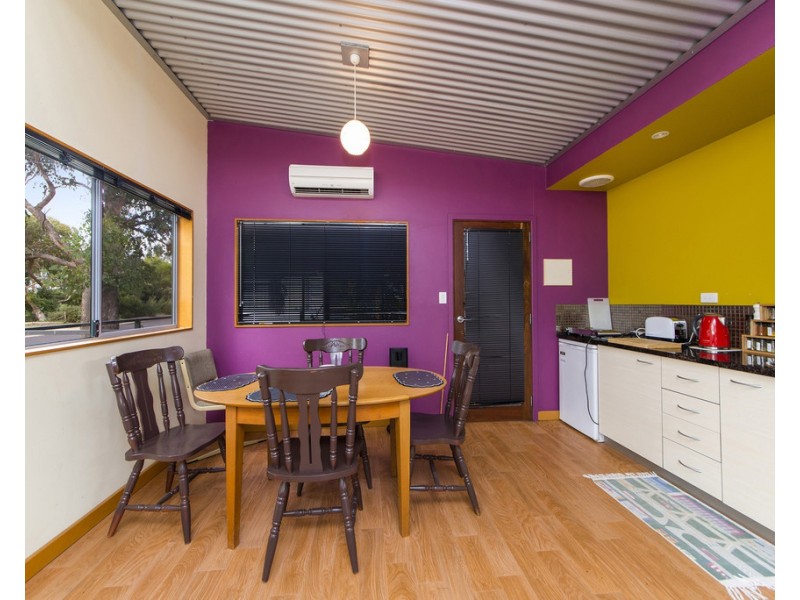 13 Wilson Street, Nannup WA 6275