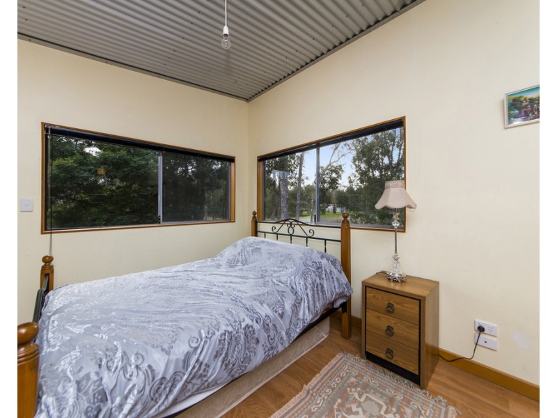 13 Wilson Street, Nannup WA 6275
