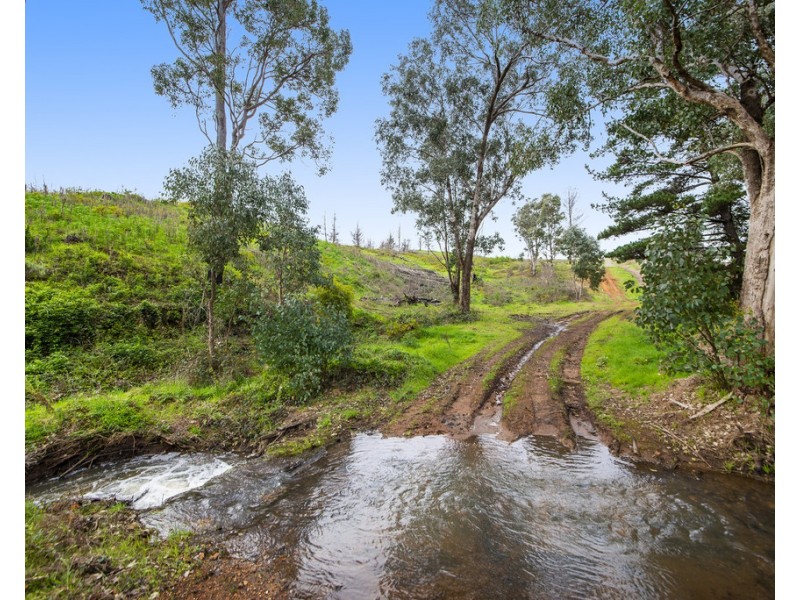 11 Brockman Highway, Nannup WA 6275