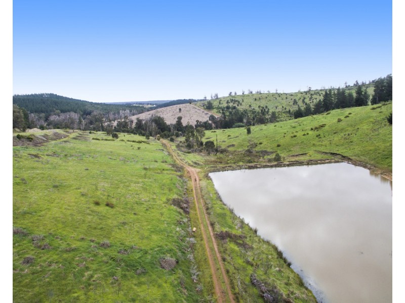 11 Brockman Highway, Nannup WA 6275