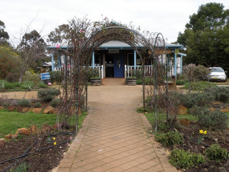 48 Higgins St, Nannup WA 6275