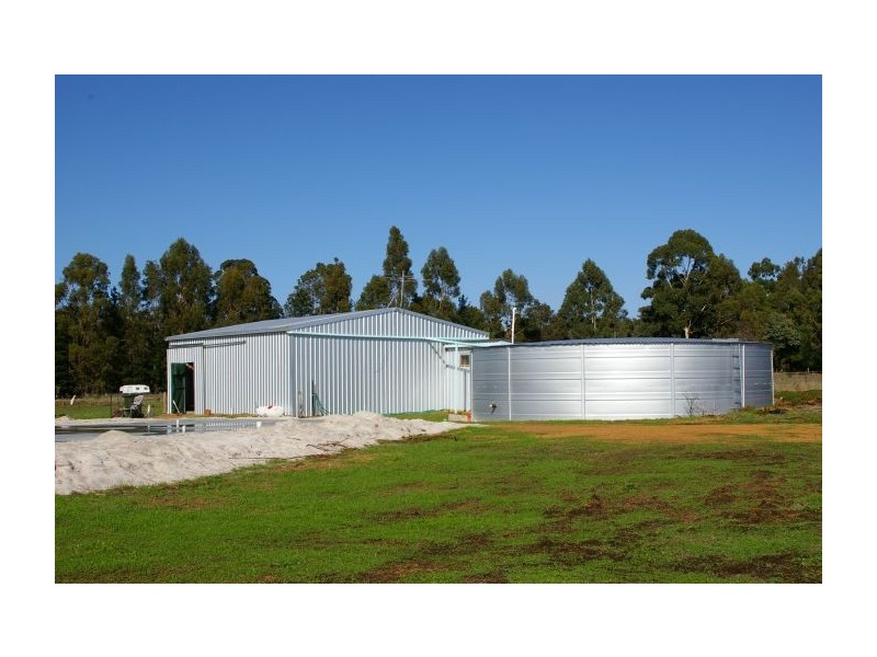 61 Thomas Road, Nannup WA 6275