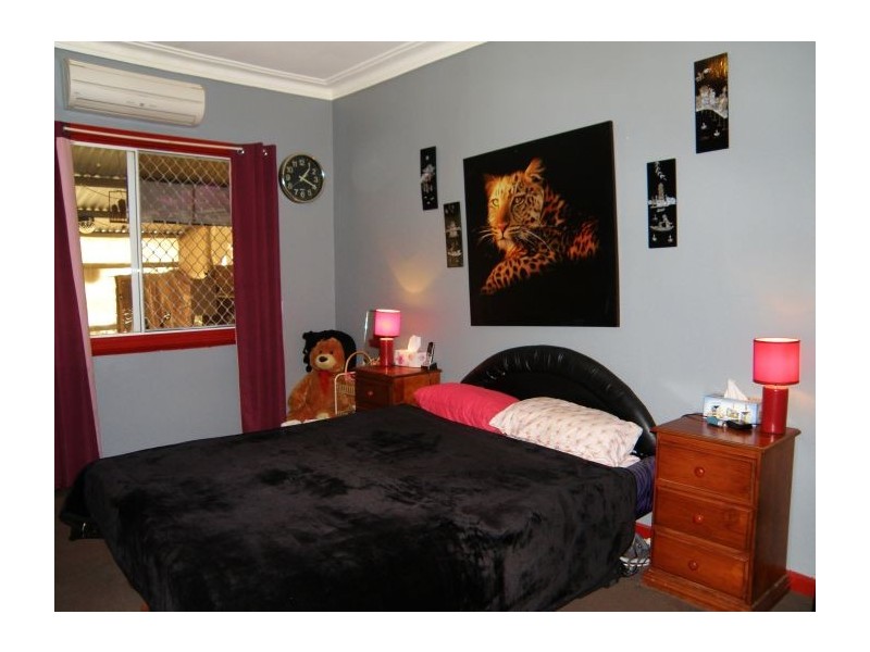 24 Carey St, Nannup WA 6275