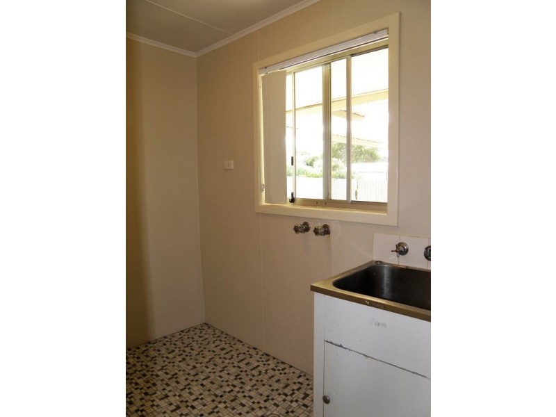 16 Wattle Crescent, Manjimup WA 6258