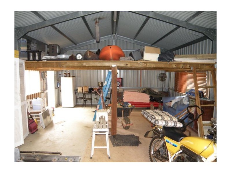 15 Orchid Place, Nannup WA 6275