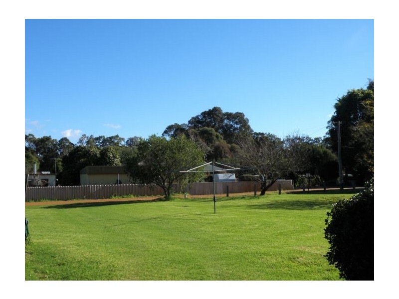 50 Warren Rd, Nannup WA 6275