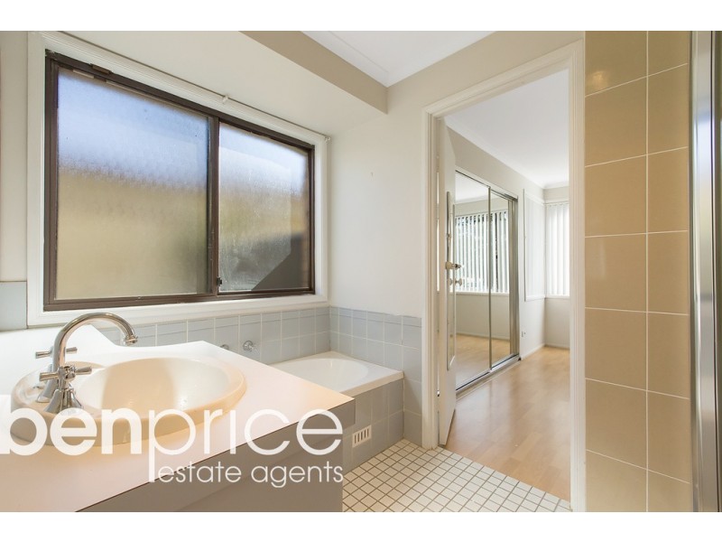 103 Explorers Way, St Clair NSW 2759