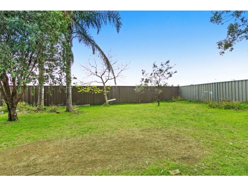 52 Tarawa Rd, Lethbridge Park NSW 2770