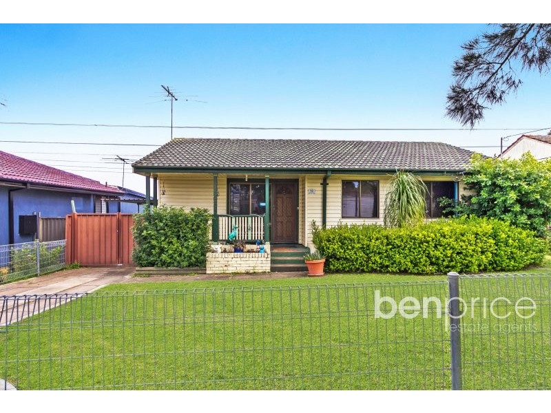 10 Finisterre Avenue, Whalan NSW 2770
