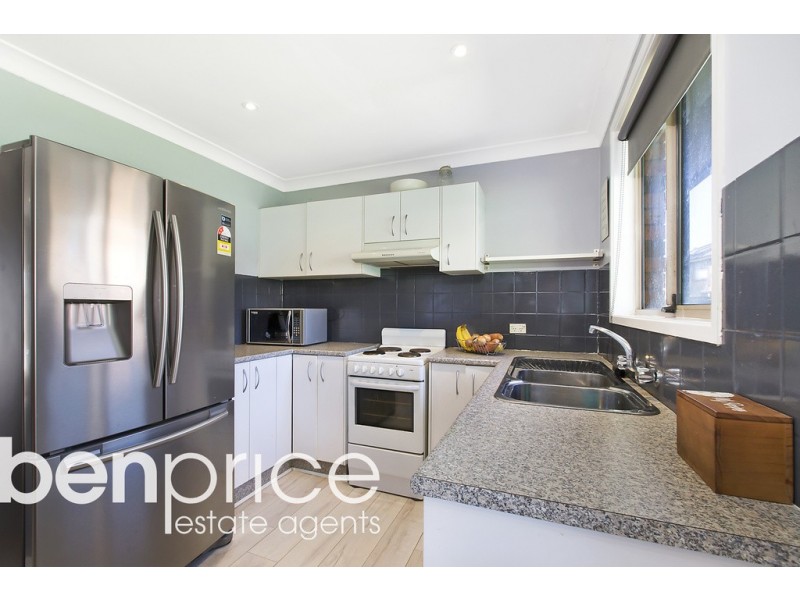 14 Magyar Place, Oakhurst NSW 2761