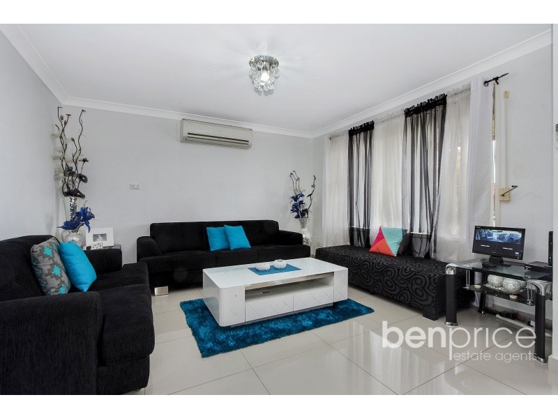 16 Arundell st, Dharruk NSW 2770