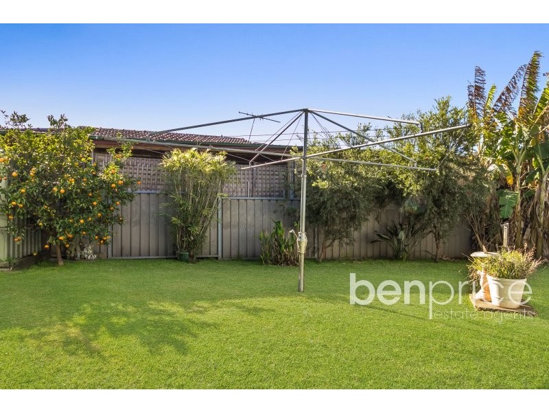 2 Pinang Place, Whalan NSW 2770