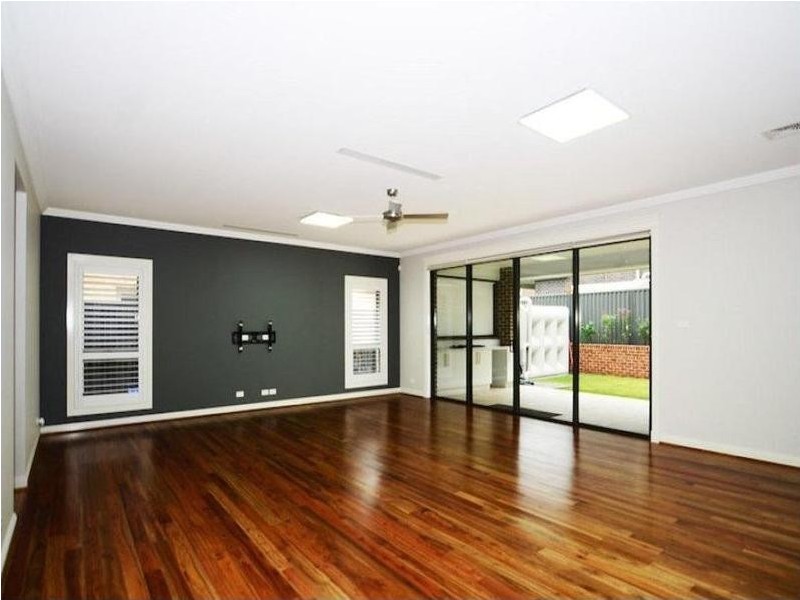 1 London Court, Kellyville NSW 2155