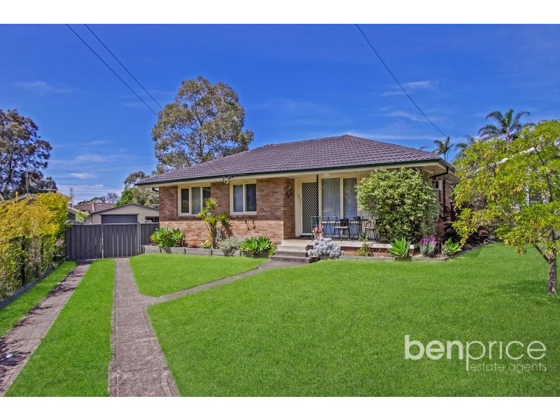 35 Roebuck Crescent, Willmot NSW 2770