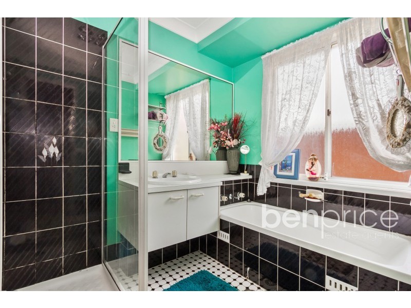 135 Buckwell Drive, Hassall Grove NSW 2761