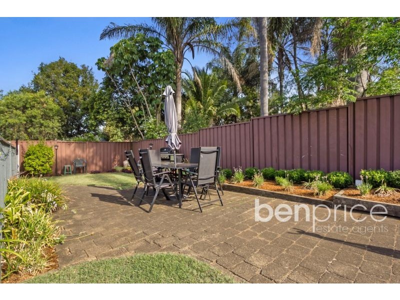 5 Shadlow Crescent, St Clair NSW 2759