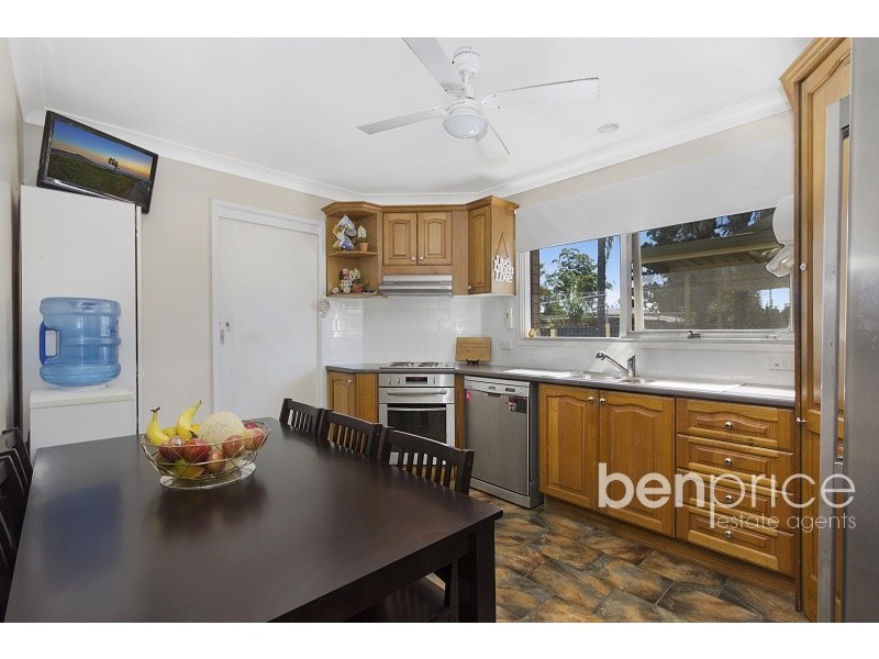 4 Werona Place, Dharruk NSW 2770