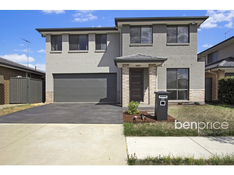 11 Finsbury Circuit, Ropes Crossing NSW 2760