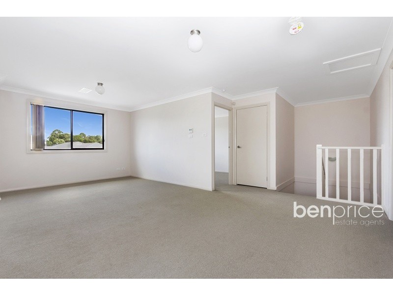 11 Finsbury Circuit, Ropes Crossing NSW 2760
