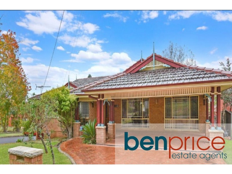 19 VALENCIA CRESCENT, Toongabbie NSW 2146