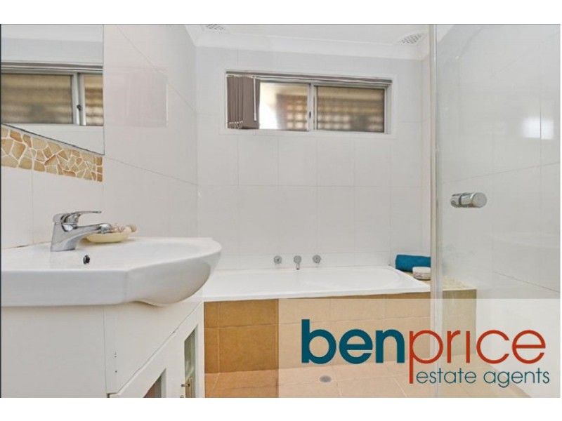 19 VALENCIA CRESCENT, Toongabbie NSW 2146