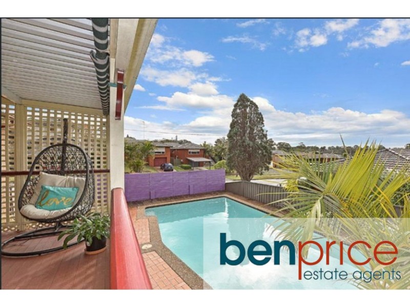 19 VALENCIA CRESCENT, Toongabbie NSW 2146